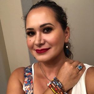 Meet your Posher, Sabrina